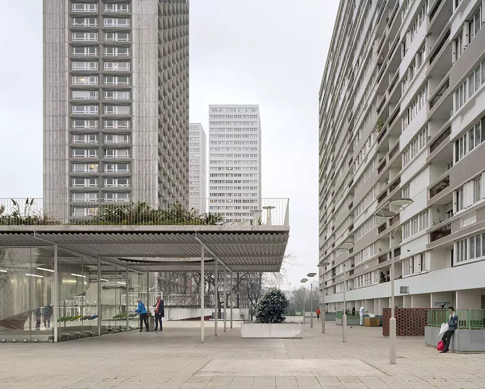 La centrale dans la ville