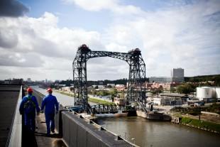 Flexibilité électrique, l'usine de traitement de l'eau Aquiris en Belgique utilise différentes installations électriques