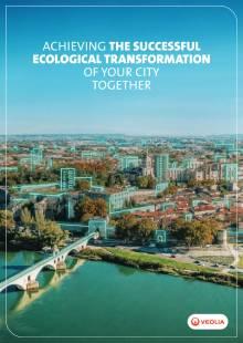Aerial view of a city: cover of the brochure on Veolia's solutions dedicated to Cities