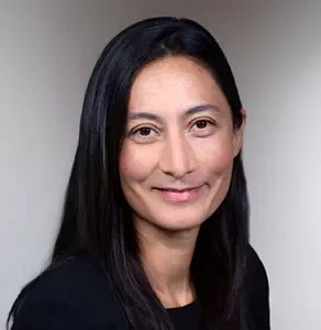 Emmanuelle Menning, Directrice générale adjointe en charge des finances et des achats
