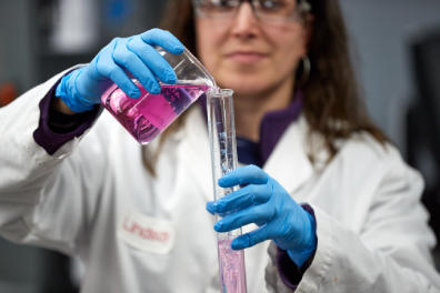 Analyse en laboratoire des déchets dangereux