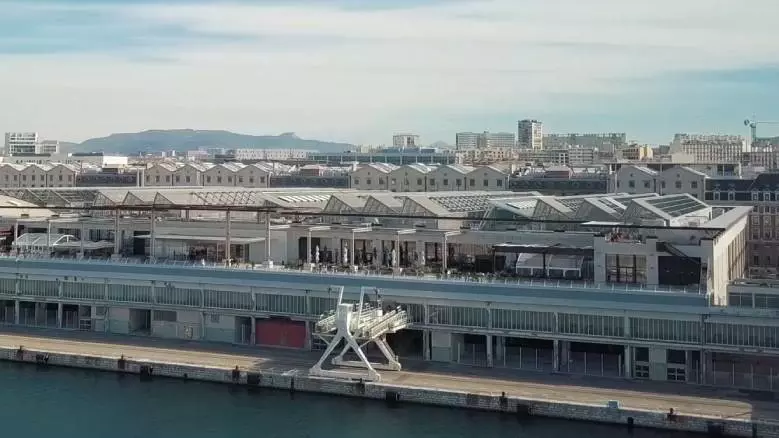 vue sur Les Terrasses du Port à Marseille