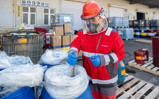 Treatment and recovery of hazardous and special waste, barrel