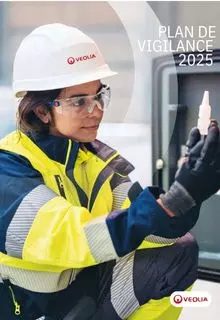 Couverture du Plan de vigilance 2025 avec une collaboratrice Veolia