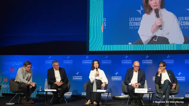 Estelle Brachlianoff sur la scène au REX 2026